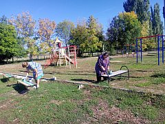 В Малиновке прошёл осенний субботник