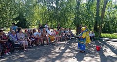 Праздник села во Львовке отметили теплыми поздравлениями, музыкой и танцами