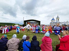 Аркадакцы приняли участие в фестивале "Балагурим, казаки!"