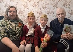 В Аркадаке поздравления с Днем Победы на дому получили ветераны и вдовы войны