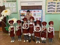 Краснознаменские малыши дарят односельчанам хорошее настроение