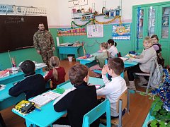 У подгоренских школьников был в гостях солдат Российской Армии