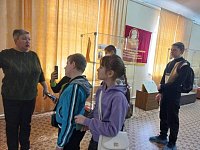 Львовские школьники посмотрели новые выставки в Аркадакском музее краеведения