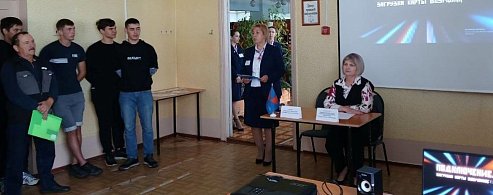 В Аркадаке на ярмарке трудоустройства соискателям работы было предложено 117 вакансий