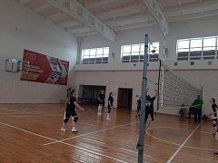 В Аркадаке прошли соревнования по волейболу среди женских команд