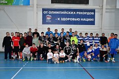 Аркадакская сборная заняла второе место в межрайонном турнире по футболу