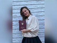 Красный диплом получила одна из лучших выпускниц медколледжа Ксения Дондукова