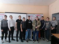 Студенты аркадакского техникума механизации побеседовали с военнослужащими нашей армии