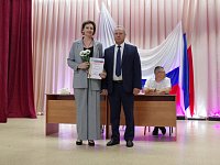 На педагогической конференции в Аркадаке чествовали лучших учителей   и благотворителей