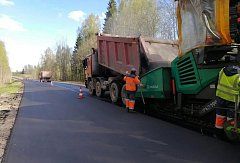 По областным трассам контракты на ремонт заключены со всеми подрядчиками  