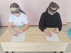 Весёлый старт весны: аркадакские школьницы покорили "Весенний экспресс"