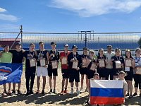 На летней площадке Дворца спорта прошли соревнования по пляжному волейболу