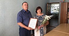 Светлане Гоголевой из Чиганака вручили благодарственное письмо за сына -участника СВО
