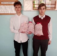 Учащиеся и педагоги Новосельской школы приняли участие в акции "Подарок солдату"