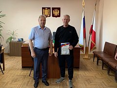 Глава района Николай Луньков поздравил представителей аркадакского малого и среднего бизнеса с  Днём российского предпринимательства