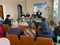В Семёновском муниципальном образовании жители общались с местной и районной властью