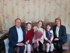 Глава Аркадакского района встретился с жительницей блокадного Ленинграда и выразил слова благодарности 