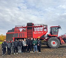 Юноши Аркадакского техникума механизации сельского хозяйства побывали в одном фермерском хозяйстве района