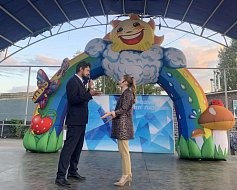 В микрорайоне молочно-консервного комбината  прошёл праздник «Любимый уголок», приуроченный к Году единства народов России