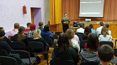 Представители Аркадакского медколледжа побывали в турковских школах