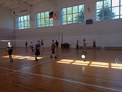От бассейна до игр на свежем воздухе: как проходит лето у аркадакских школьников