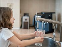 В школах и детских садах Аркадакского района улучшается качество питьевой воды