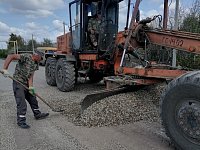 В Новосельском укладывают новый асфальт 