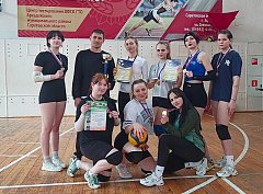 Команда Аркадакского медицинского колледжа победила в соревнованиях по волейболу, посвящённых памяти Тихомирова