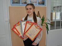 Аркадакская школьница Дарья Голякова - победительница в пяти школьных предметах олимпиады