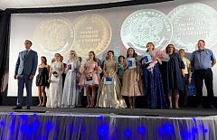 Прощальный вальс и первый взрослый рассвет: в Аркадакском районе прошли выпускные балы