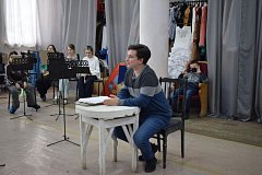 В честь Дня наставника областной театр оперетты провел экскурсии для участников фестиваля "Театральное Приволжье"