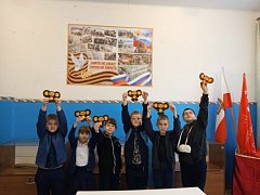 Жители Малиновки и Ольшанки собрали новогодние посылки бойцам