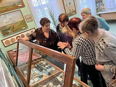 Пенсионеры из Семёновки посетили музей в Турках