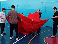 В Новосельской школе ребята соревновались в оказании помощи и учились ставить палатки