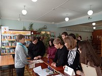 Аркадакские студенты познакомились с работой библиотекаря