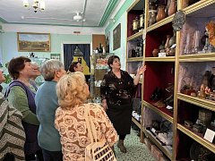 Пенсионеры из Семёновки посетили музей в Турках