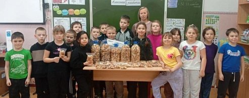 Аркадакские дети заготовили сухарики для бойцов, выполняющих воинский долг в зоне СВО