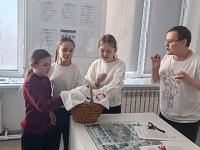 Сотрудники краеведческого музея рассказали пятиклассникам школы № 3 о праздничных традициях народов Аркадакского района