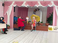 Аркадакские школьники выбирали Короля и Королеву осени 