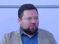 Политолог Бирюлин: в праймериз "Единой России" победили местные и сильные