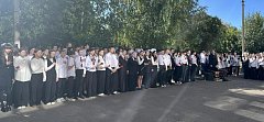 В Аркадаке открыли мемориальную доску ефрейтору Алексею Пруцкову